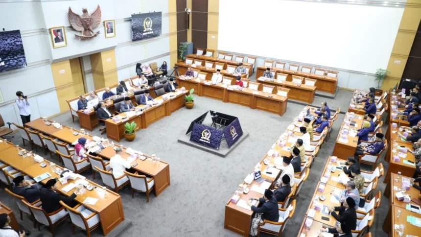 Rapat Komisi VIII DPR Revisi UU Haji dan Umroh Indonesia